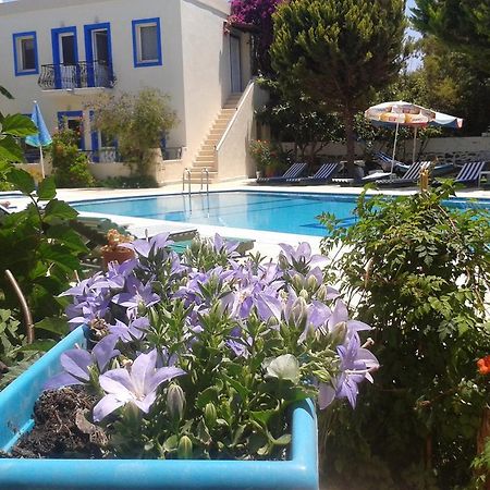 Paradise Garden Gumusluk Evleri Aparthotel Exteriör bild