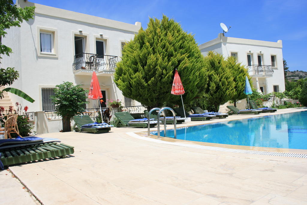 Paradise Garden Gumusluk Evleri Aparthotel Exteriör bild
