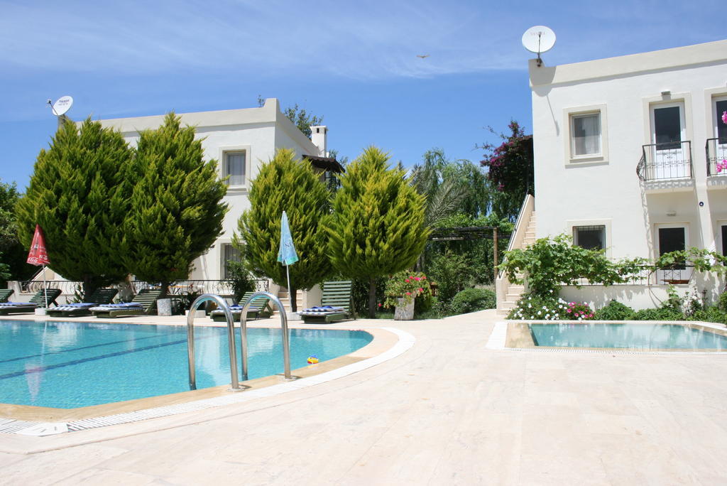 Paradise Garden Gumusluk Evleri Aparthotel Exteriör bild