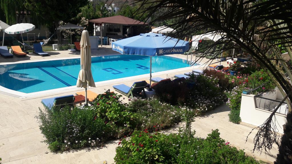 Paradise Garden Gumusluk Evleri Aparthotel Exteriör bild