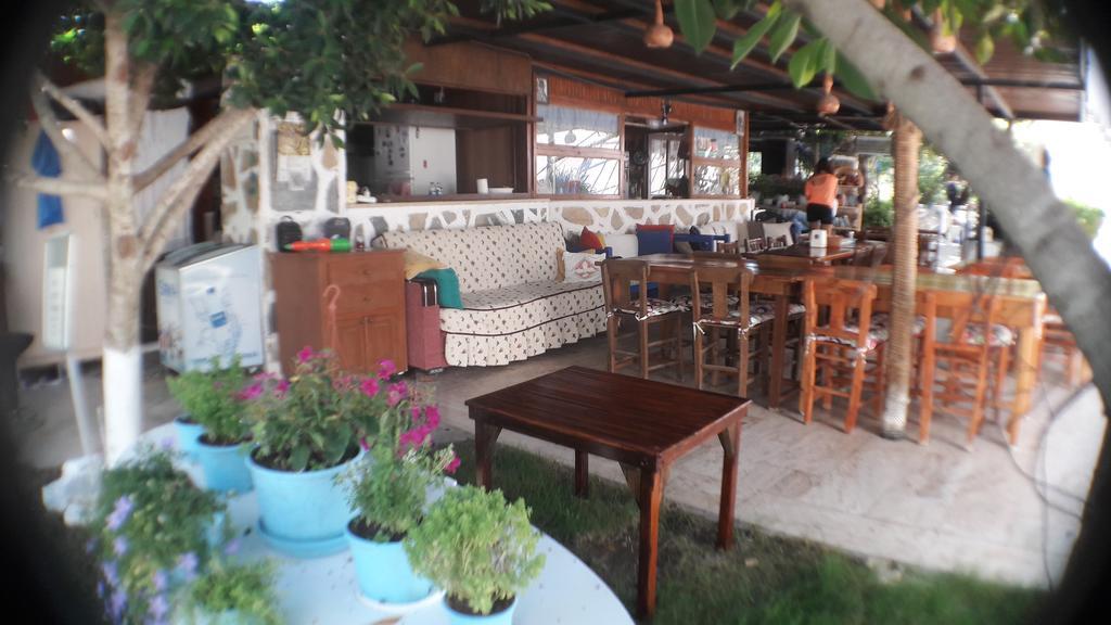 Paradise Garden Gumusluk Evleri Aparthotel Exteriör bild